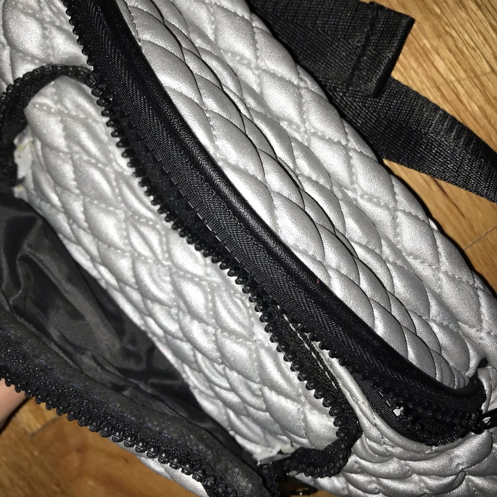 Kenzie Fanny Pack - Picture 5 of 7
